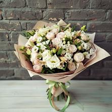Букет цветов из:  Альстромерии, Розы и Хризантемы в Якутске