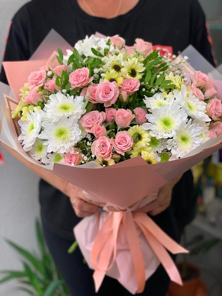Букет цветов из: Розы и Хризантемы в Якутске