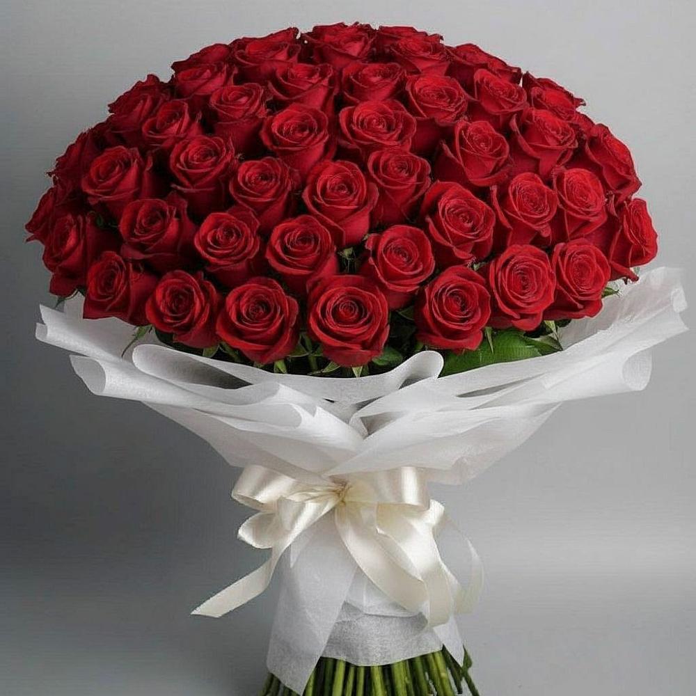 Букет 101 Красная роза Блэк Мэджик в Якутске