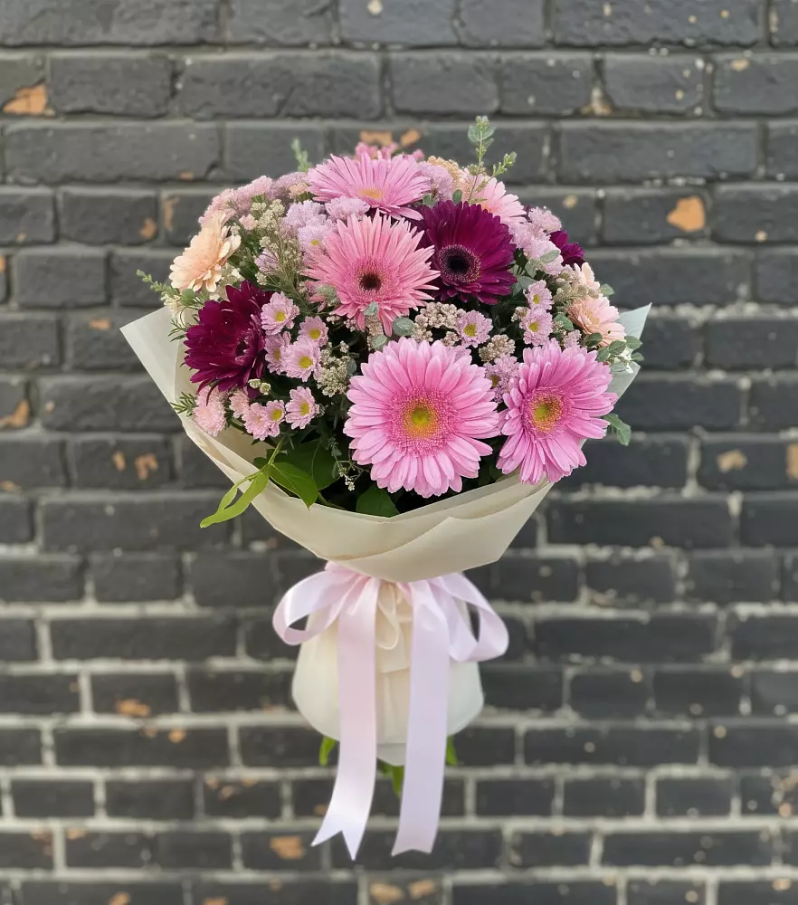 Букет цветов из: Герберы и Хризантемы в Якутске