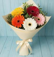 Букет праздник в Якутске Букет цветов из: Герберы в Якутске