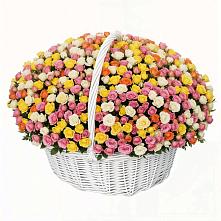 Премиум корзина Кустовых Роз в Якутске Премиум букет из: Розы в Якутске