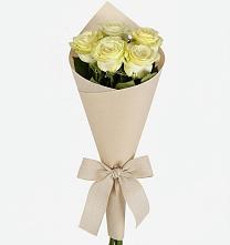 Букет белые крылья в Якутске Букет цветов из: Розы в Якутске