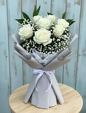 Букет из белых роз в Якутске Букет цветов из: Розы в Якутске