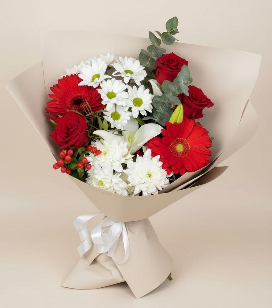 Букет цветов из: Розы, Хризантемы, Герберы и Лилии в Якутске