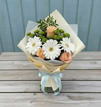 Букет герберы и розы в Якутске Букет цветов из: Герберы, Розы и Хризантемы в Якутске