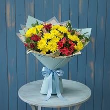 Букет цветов из:  Альстромерии и Хризантемы в Якутске