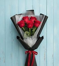 Букет в ритме города в Якутске Букет цветов из: Розы в Якутске