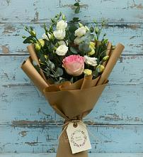 Букет цветов из:  Розы и Лизиантусы #REPLACE_PRED# Якутске